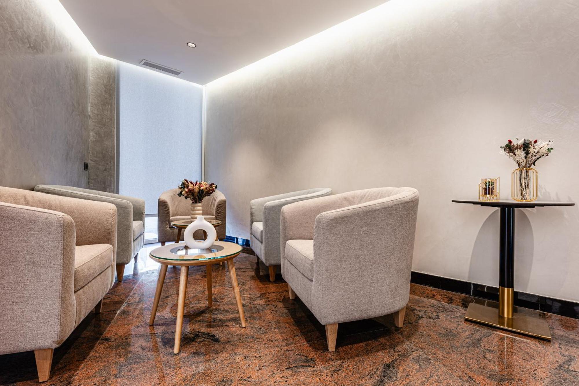 Brit Hotel Privilege Paris Rosny-Sous-Bois Exterior photo